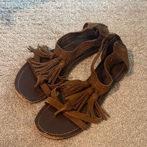 Minnetonka Suede Fringe Sandals